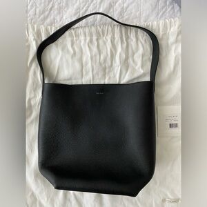 ✨ SOLD ✨ The Row Medium N/S Park Tote